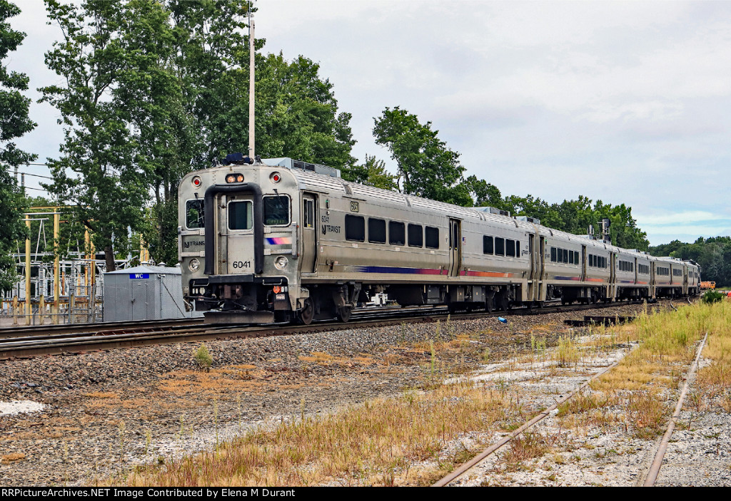 NJT 6041 on train 1264